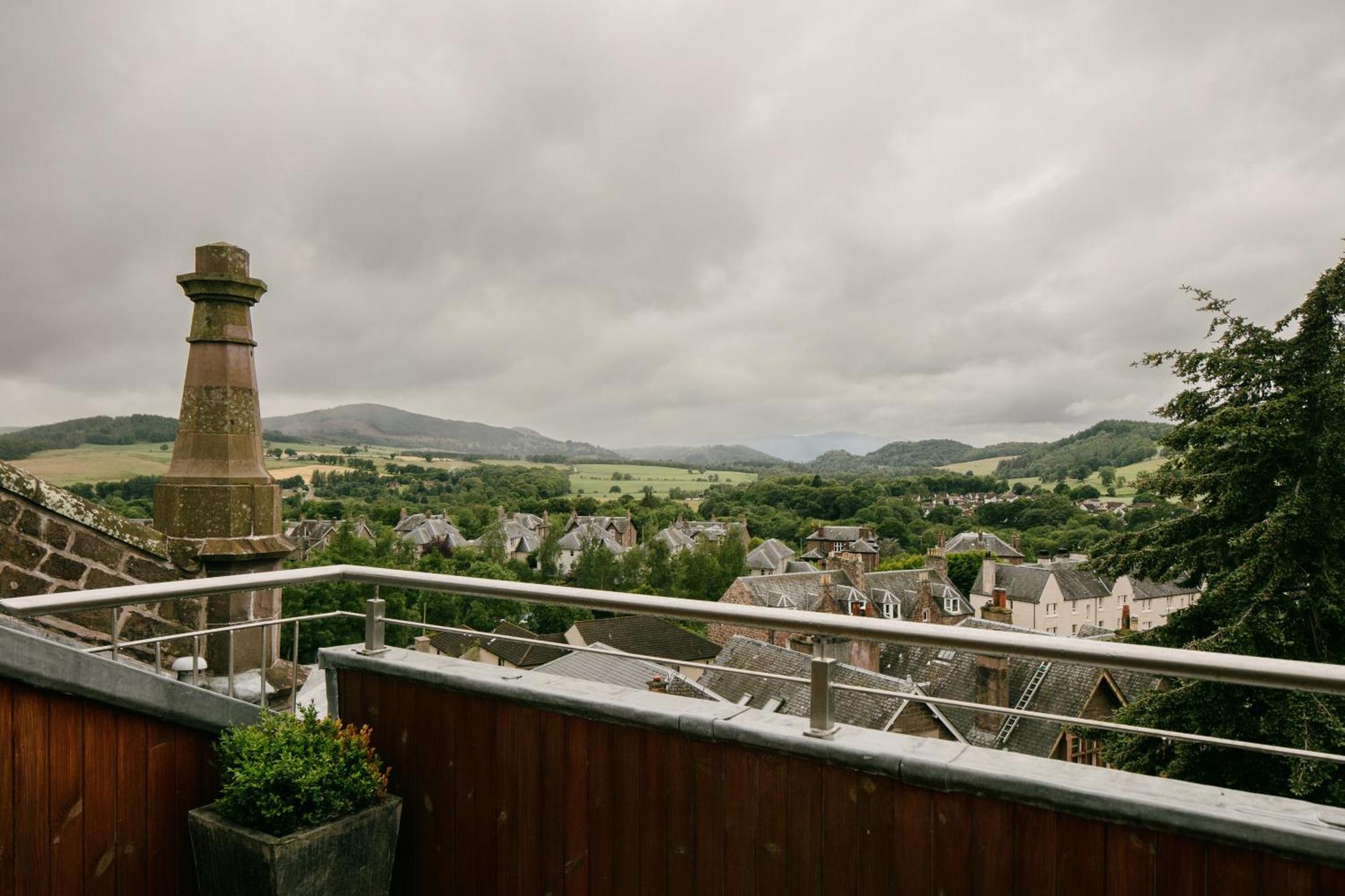 The Church Tower Crieff Buitenkant foto