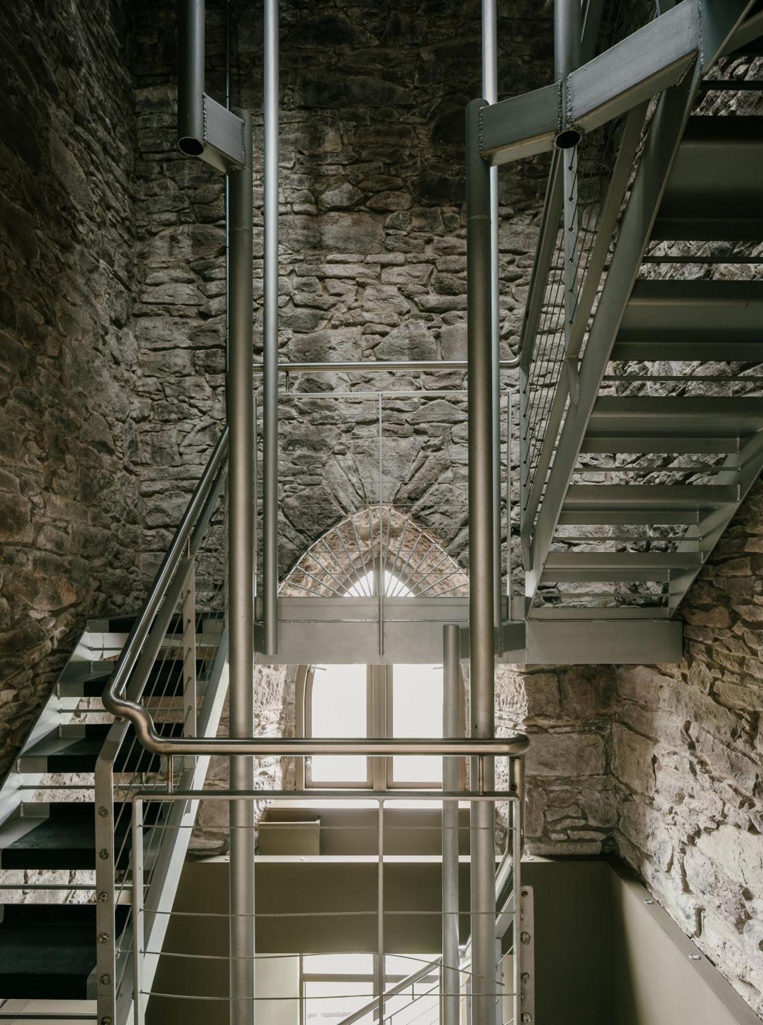 The Church Tower Crieff Buitenkant foto